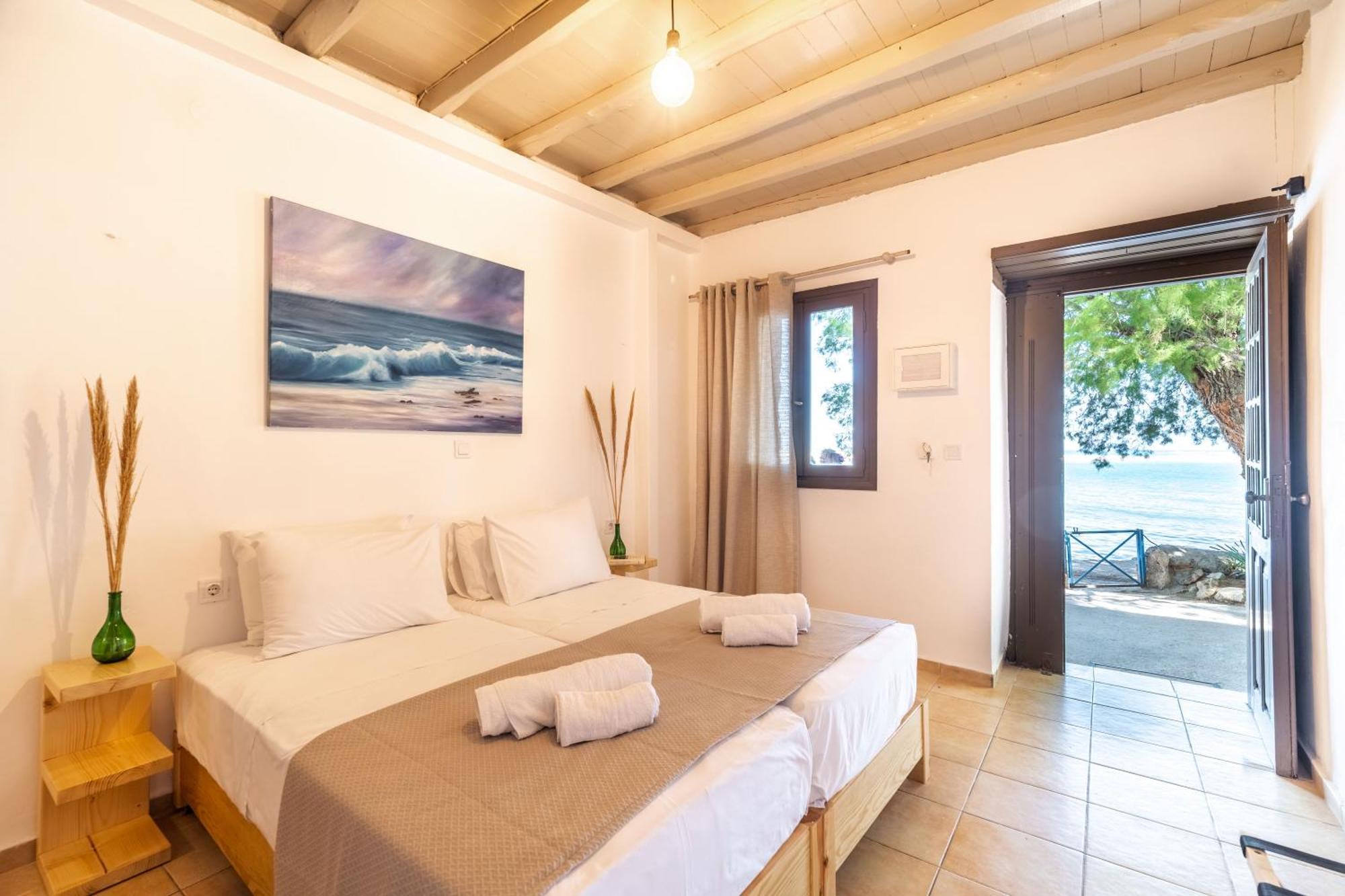 Mylos Seaside Experience Frangocastelo Bagian luar foto